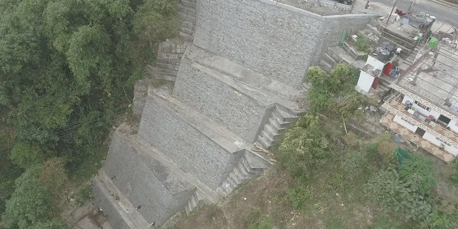 Análise de Estabilidade de Taludes no Rio de Janeiro: Fator de Segurança Real para Obras em Encosta